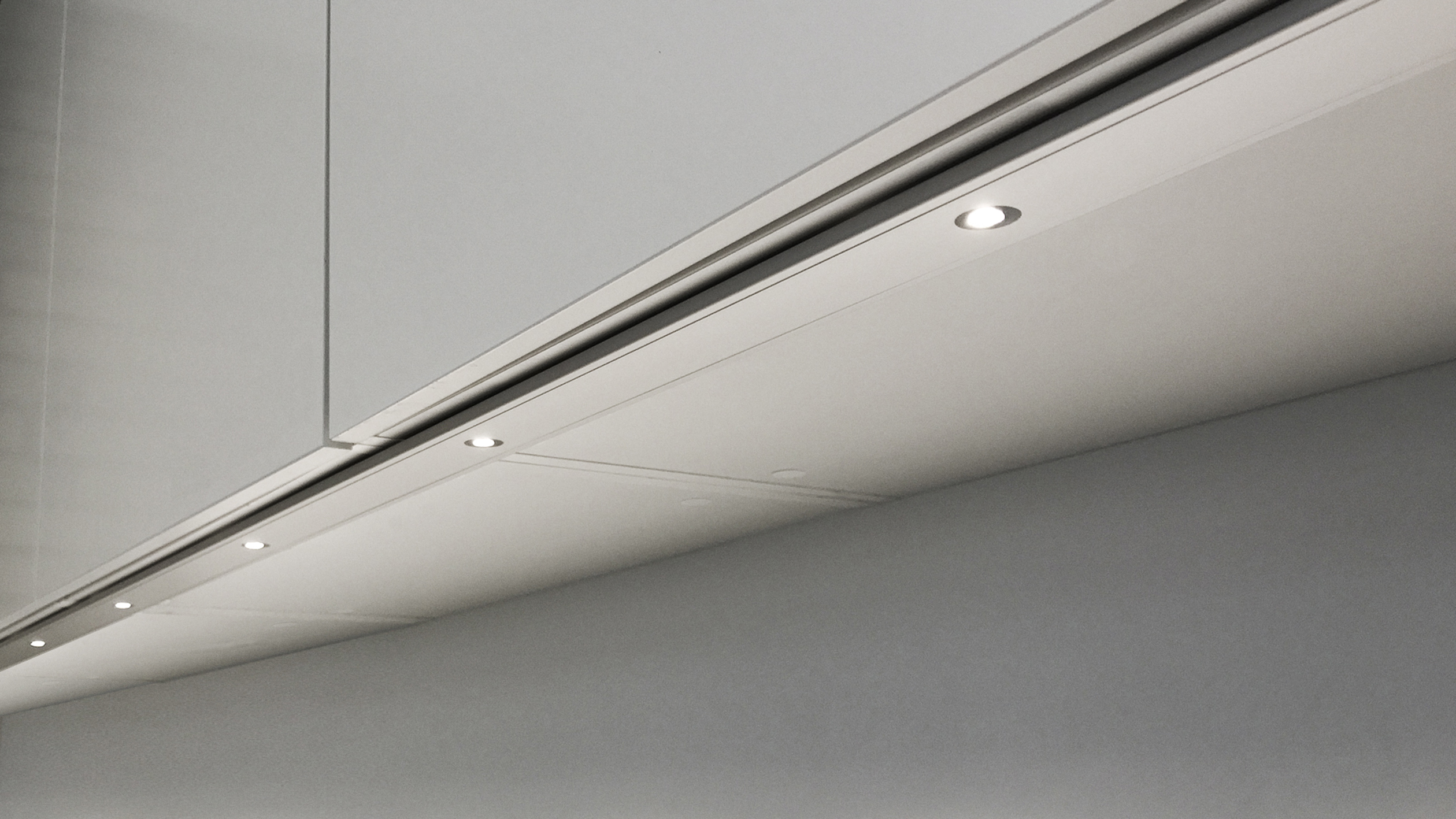 Linear LED light, Tracy, running under cabinet